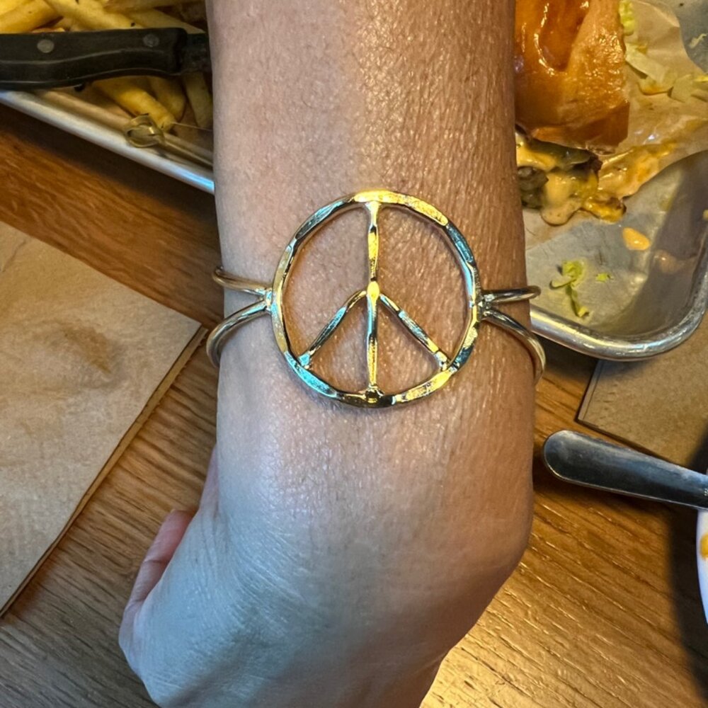 Peace bracelet gilded gold